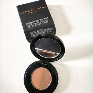 Anastasia Beverly Hills Brow Powder Duo Dual-Shade Powder Eyebrow Makeup